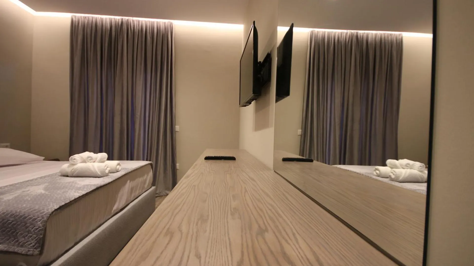 W Cika Hotel Borsh 0*,  Albania